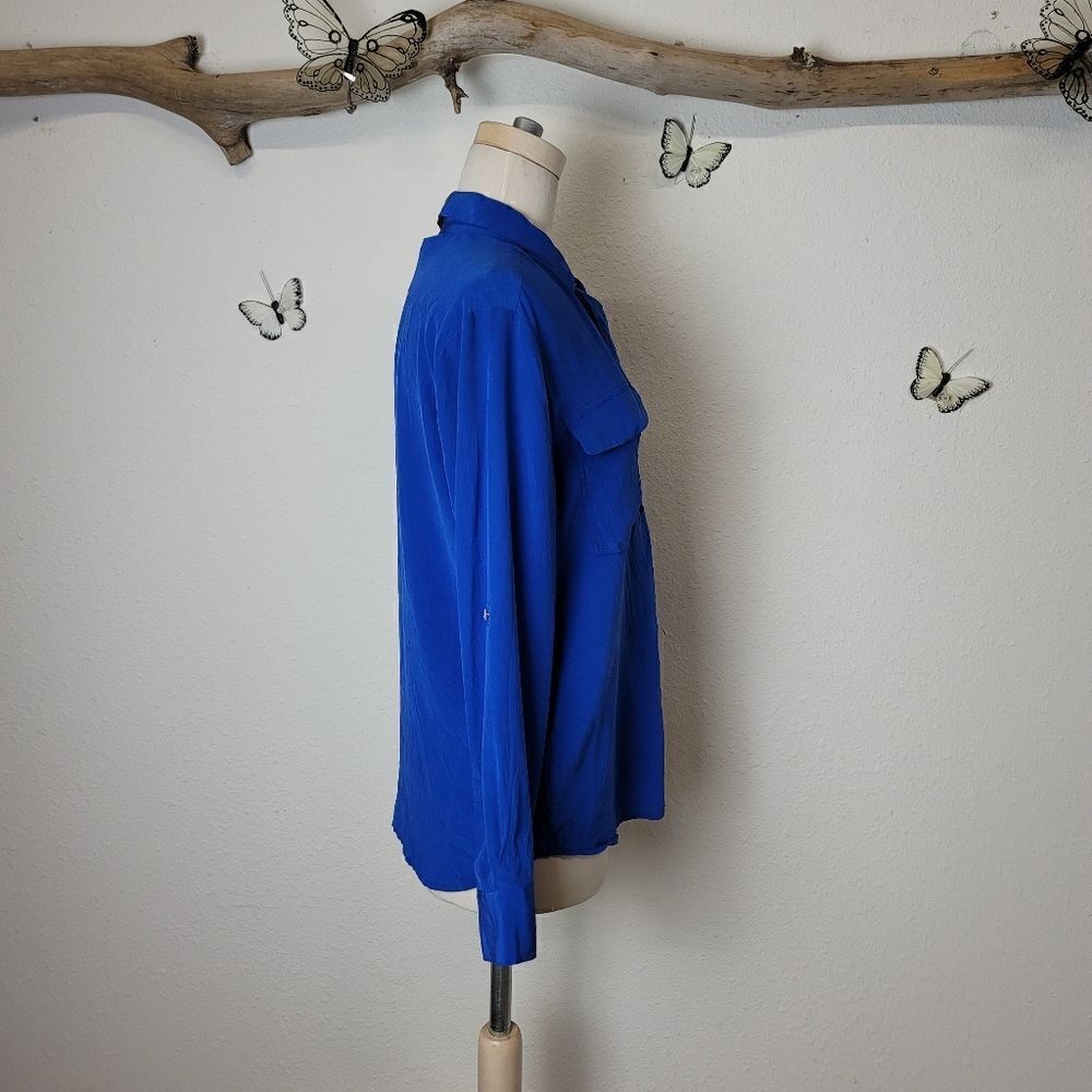 Tommy Bahama blue silk blouse - Picture 6 of 8